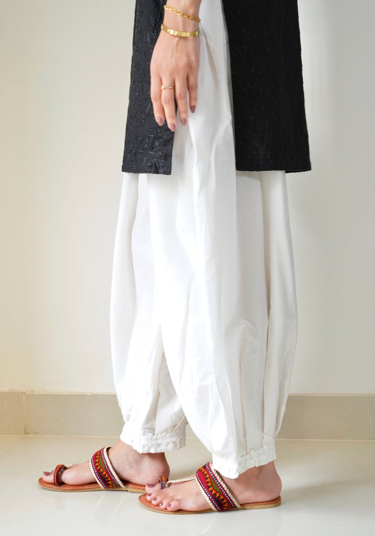 Marjina Shalwar - White