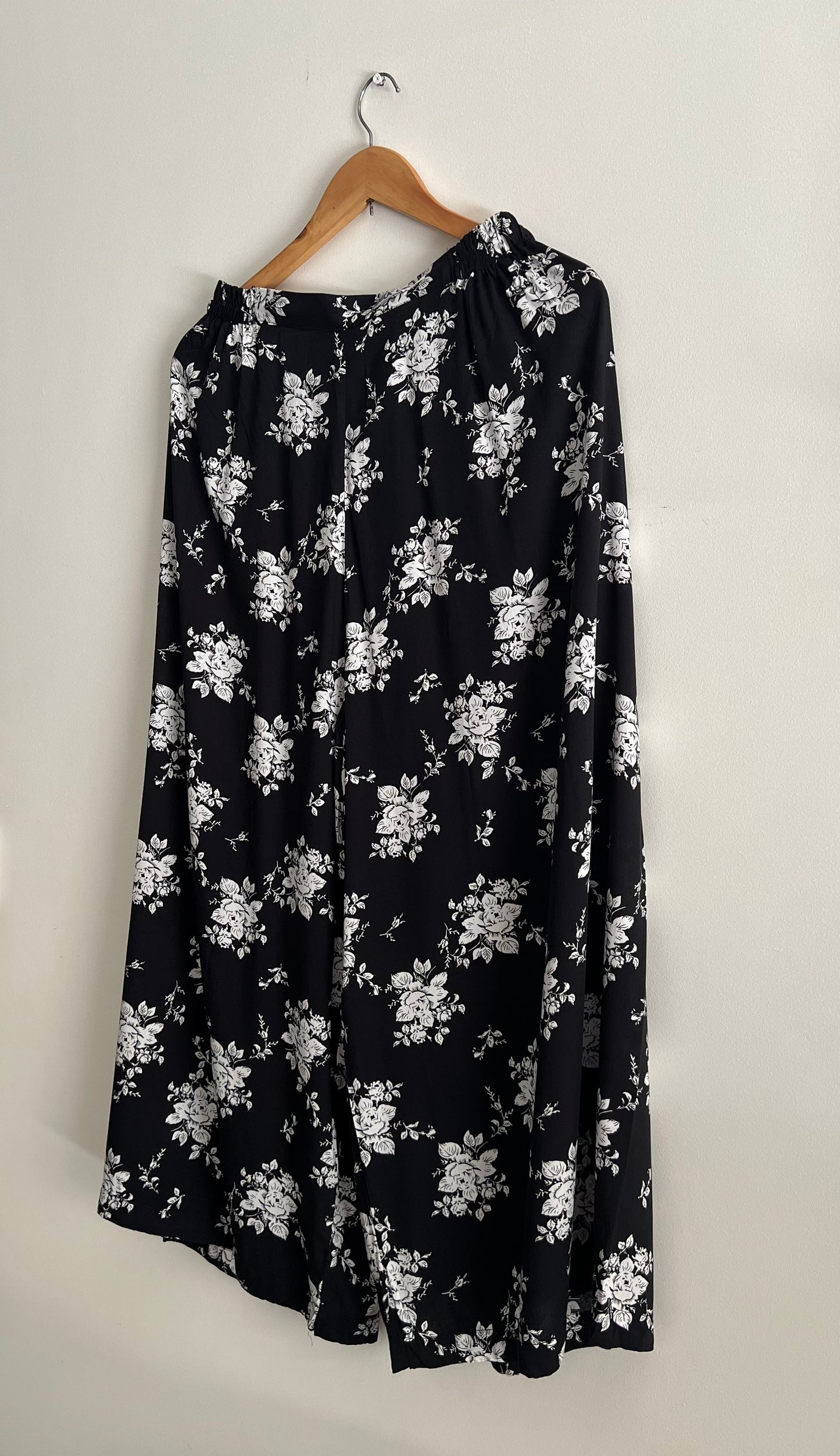 Printed Box Ijaar D#1 - Black