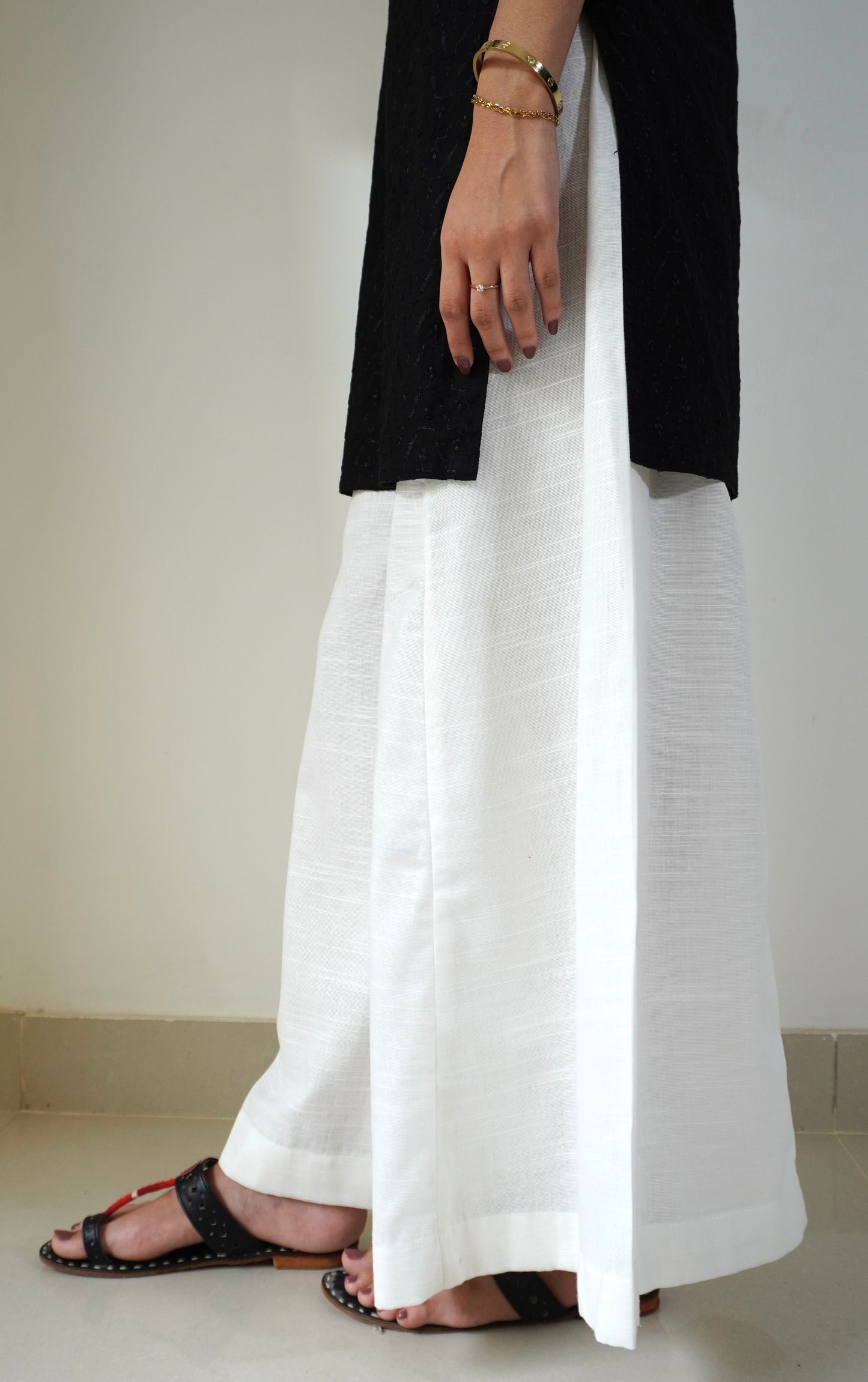 Classic Khaddar Ijaar - White