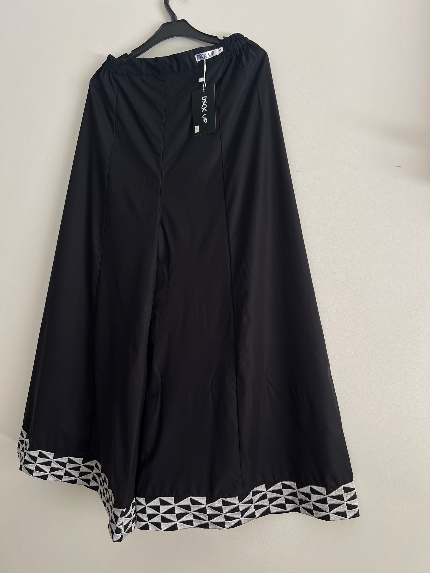 Embroidered Flared Ijaar - Black