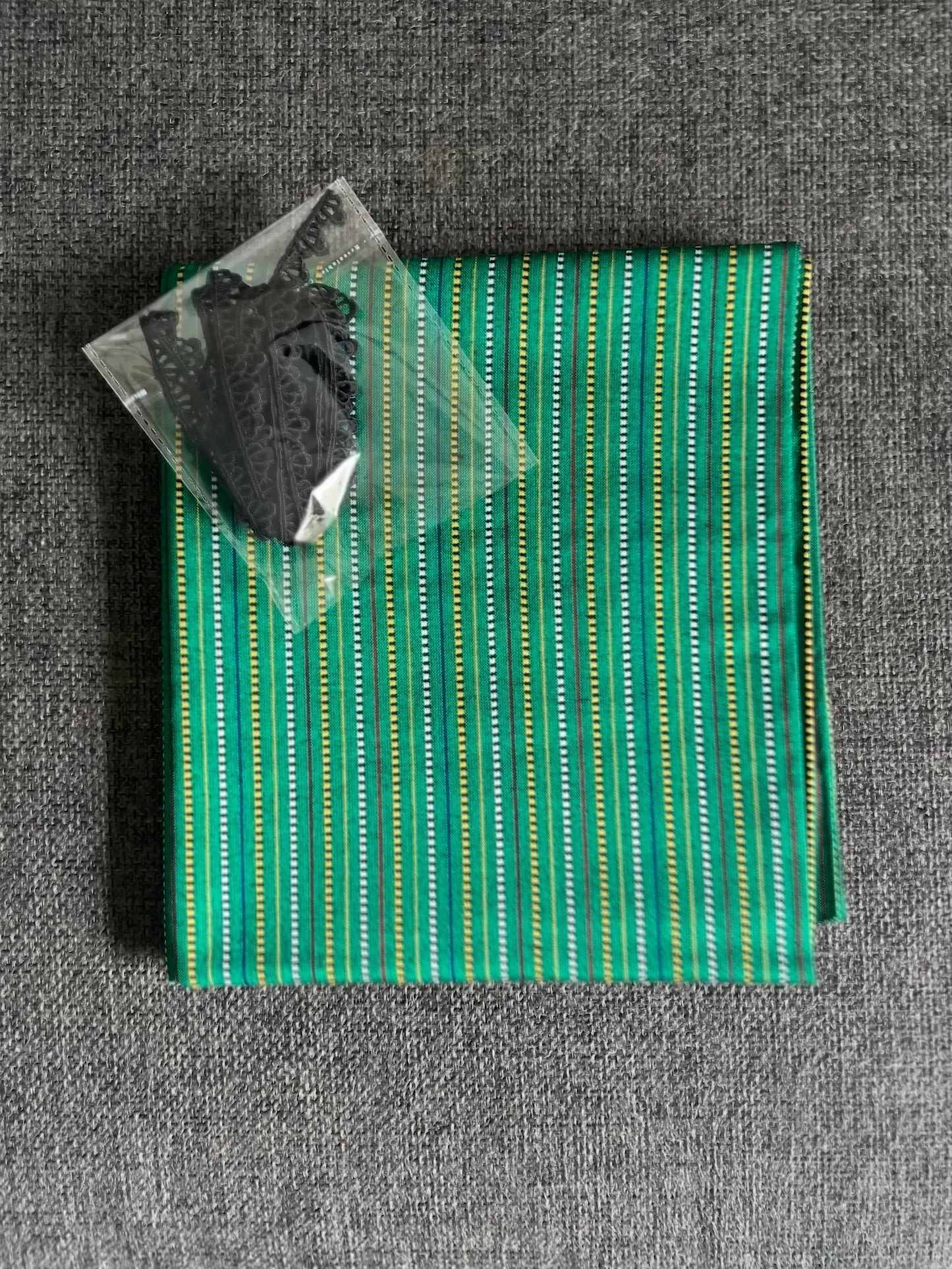 Unstitched Sussi Shalwar - D#7