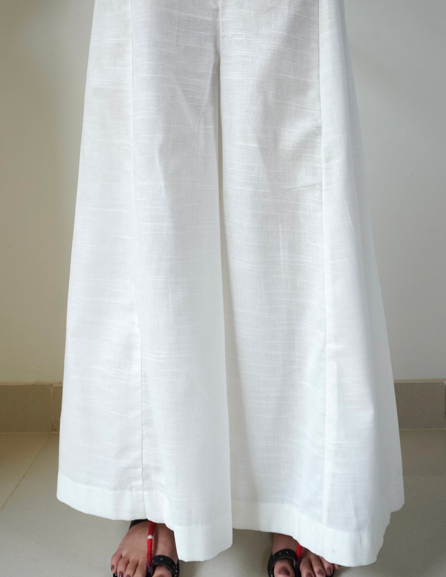 Classic Khaddar Ijaar - White