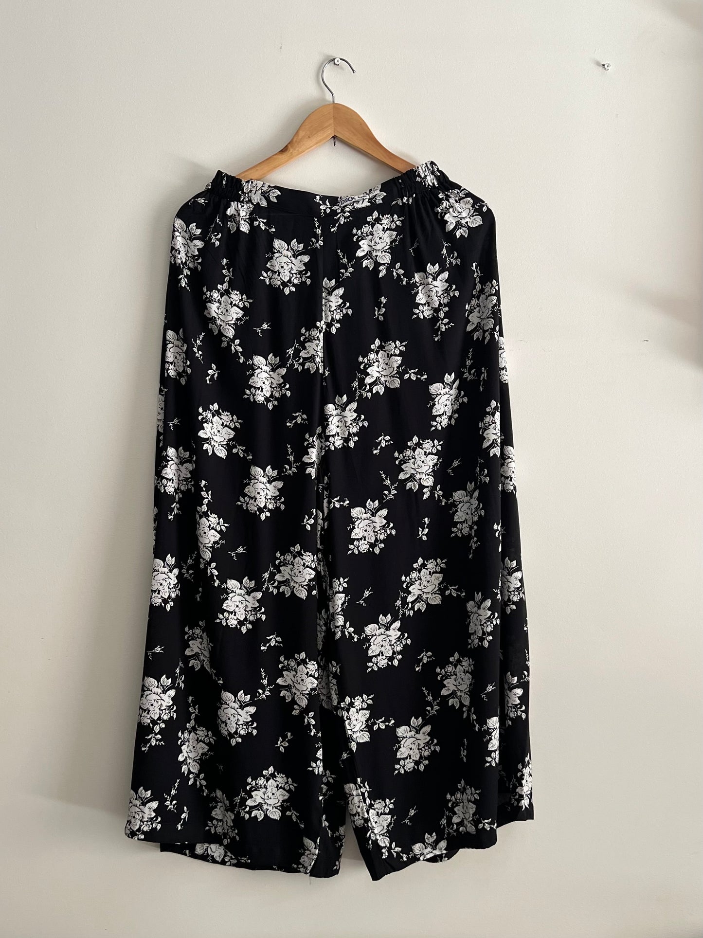 Printed Box Ijaar D#1 - Black