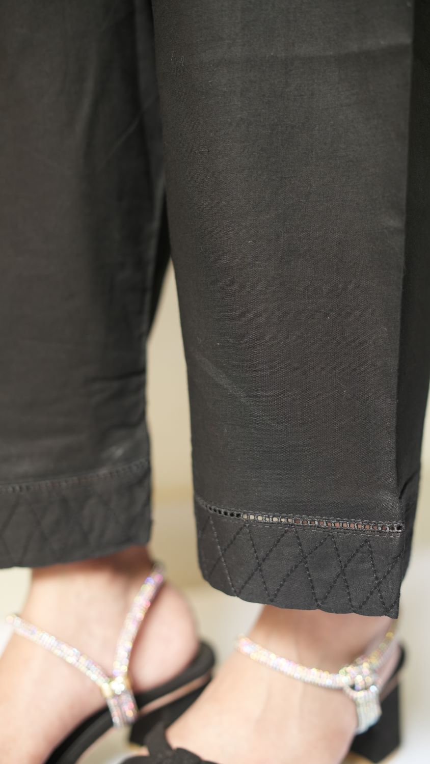 Siri Shalwar